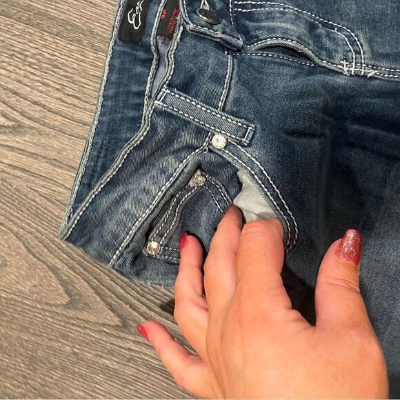 Earl Jean Slim Boot Dark Wash Faded Embroidered Jeans Size 4 Petite - Picture 5 of 11